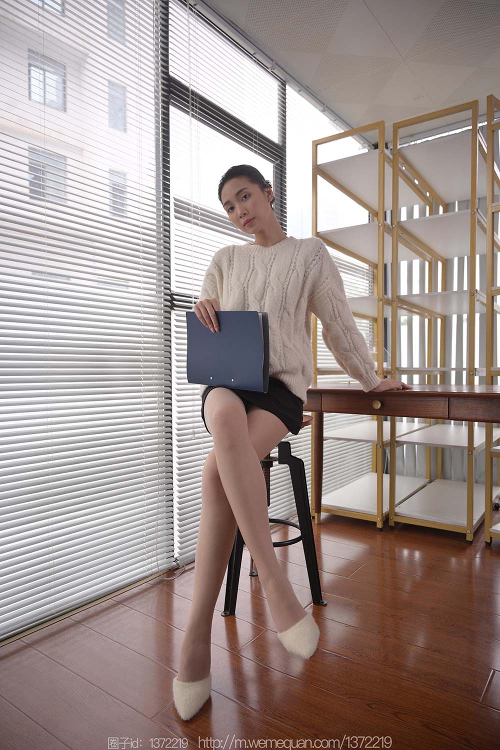 [IESS异思趣向] 2023.03.30 丝享家1406：苏苏《粉嫩佳人》 预览图 - 2