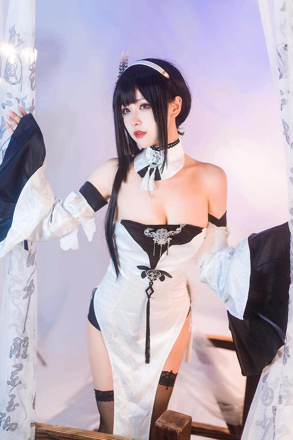 Momoko葵葵 – 碧蓝航线镇海 奇奢花苑