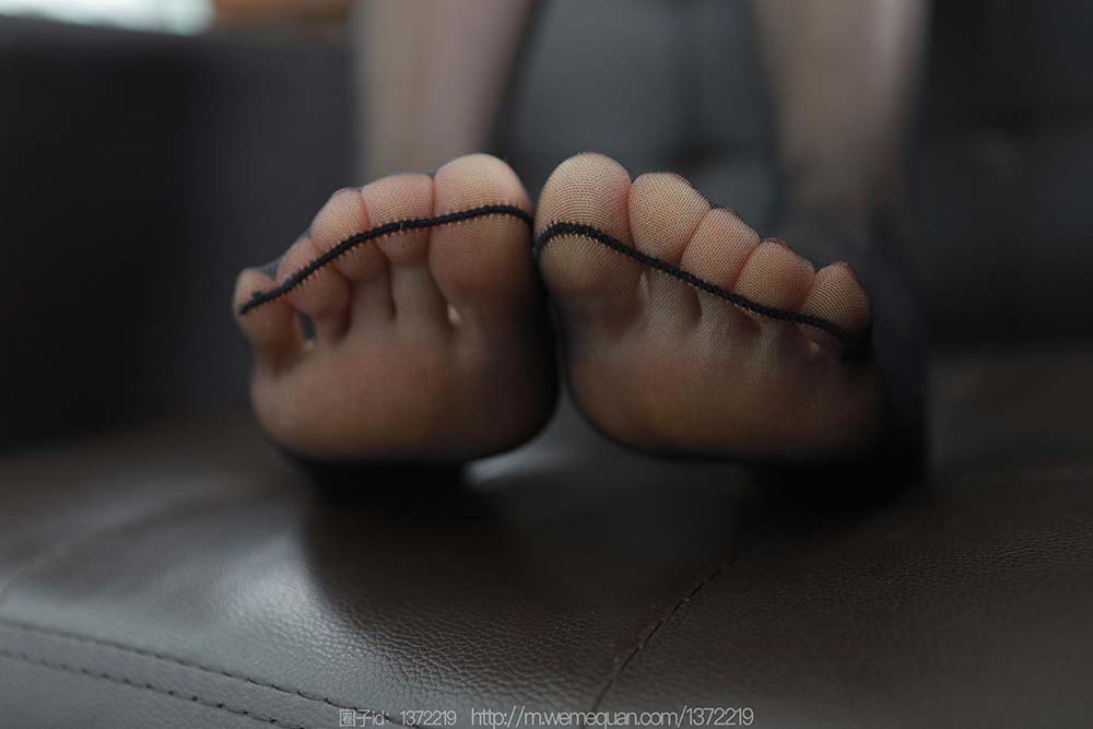 [IESS异思趣向] 2023.04.05 丝享家1412：小婕《细带半筒》