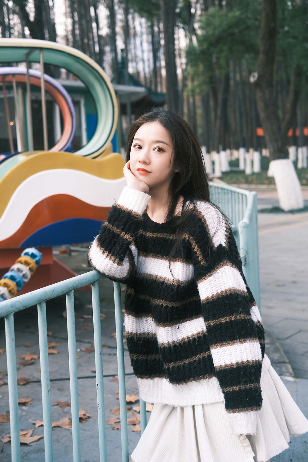 [YITUYU艺图语]2023.03.05 游乐场约会 戈曼妮Nini 预览图 - 2