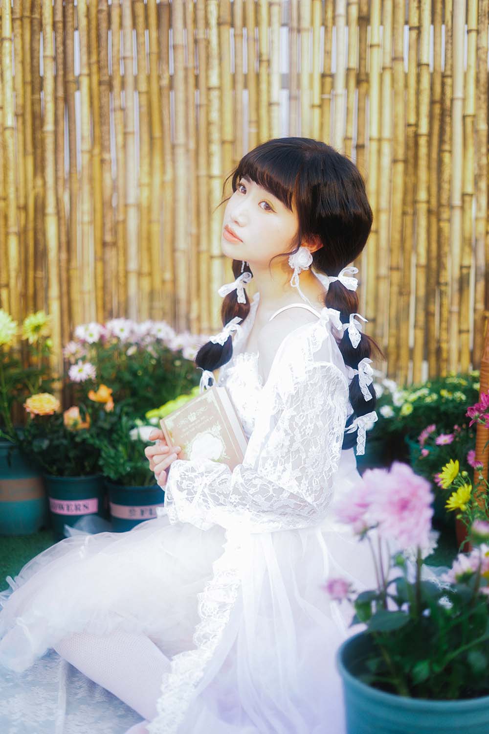[YITUYU艺图语]2023.03.16 浪漫春日 蓝胖子 预览图 - 2