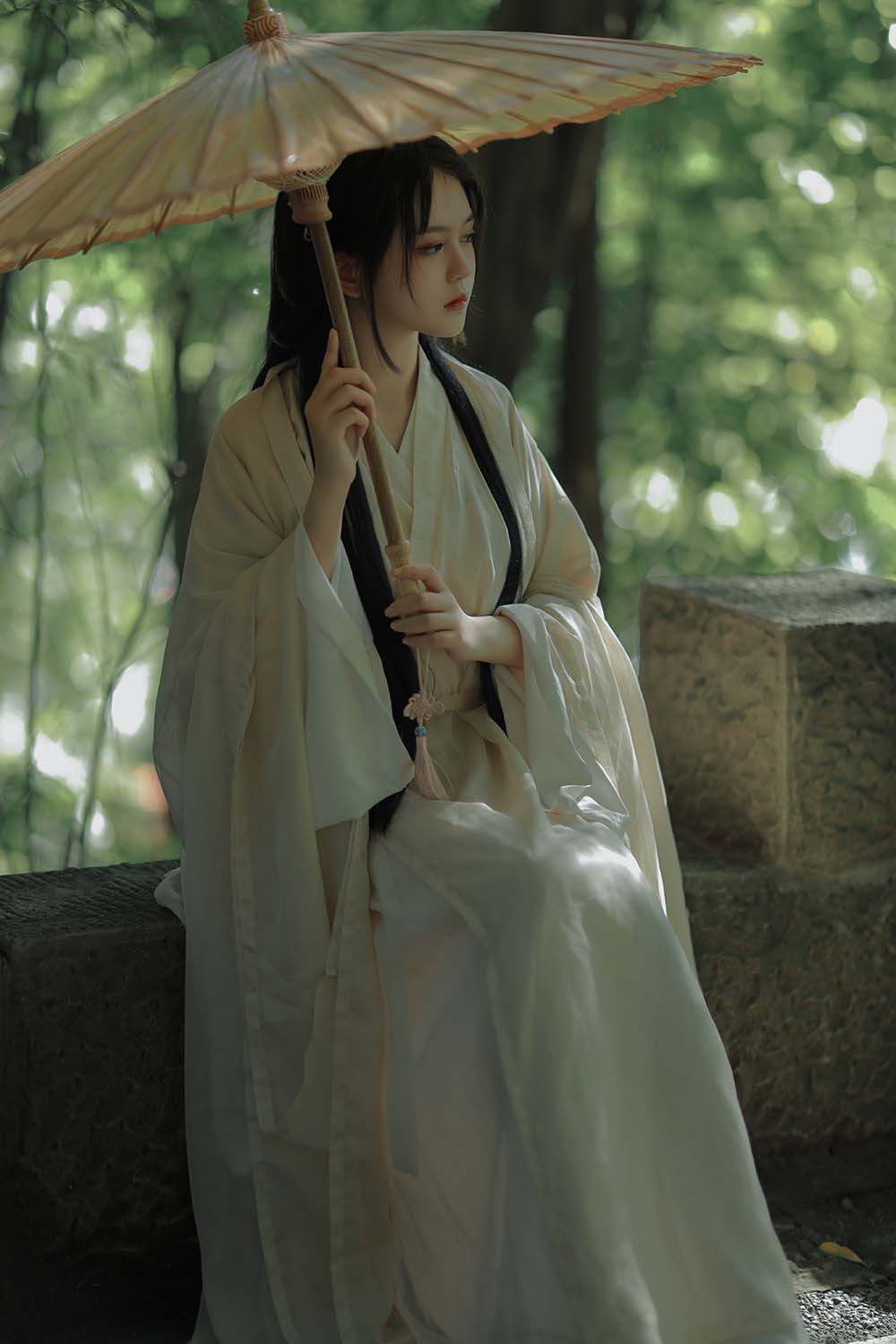 [YITUYU艺图语]2023.04.09 清冷感汉服写真 wenyujia
