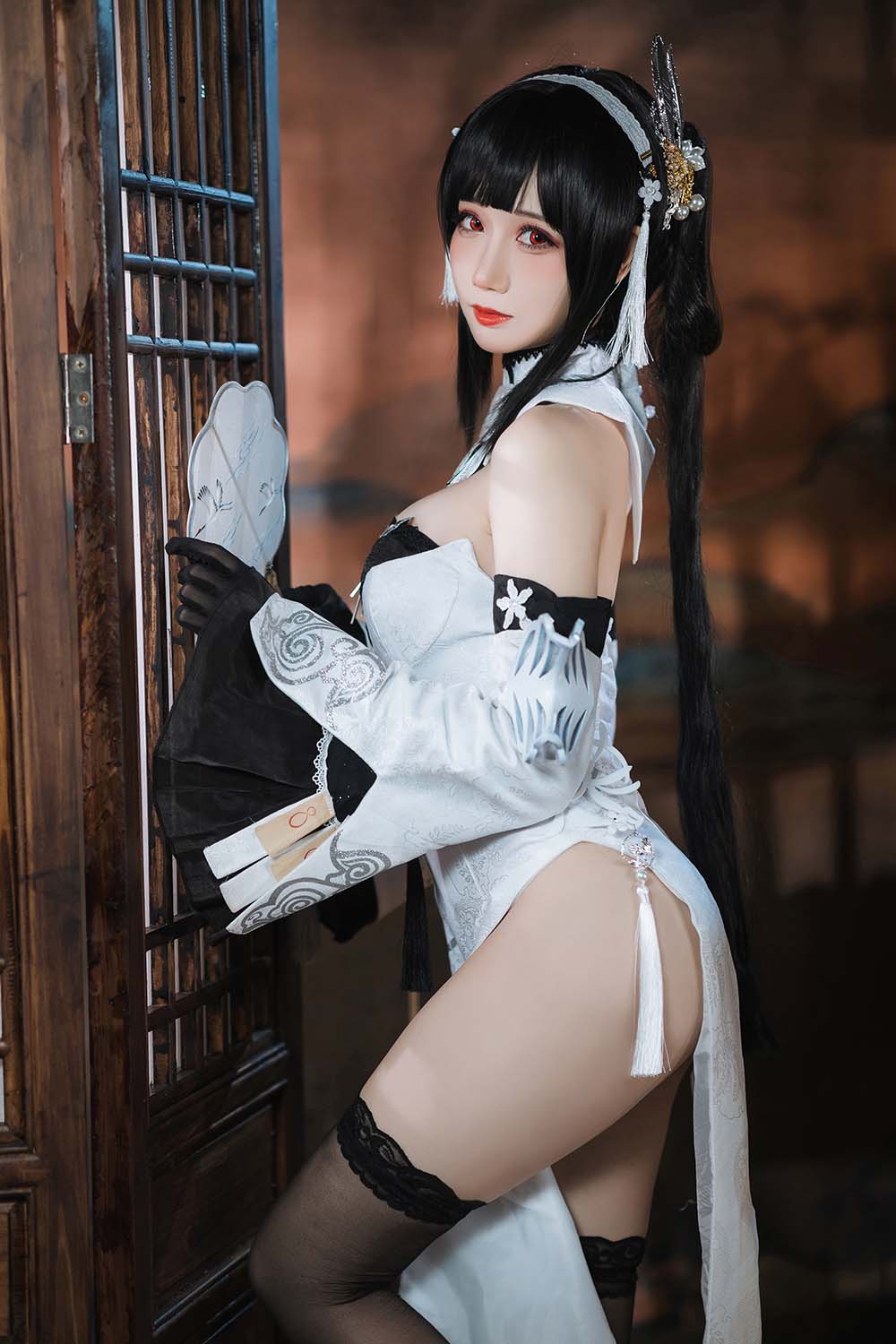 焖焖碳 – 碧蓝航线 镇海白黑礼服