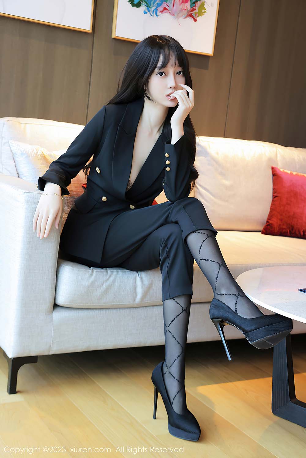 [Xiuren秀人网]2023.10.13 NO.7502 玥儿玥er 预览图 - 4