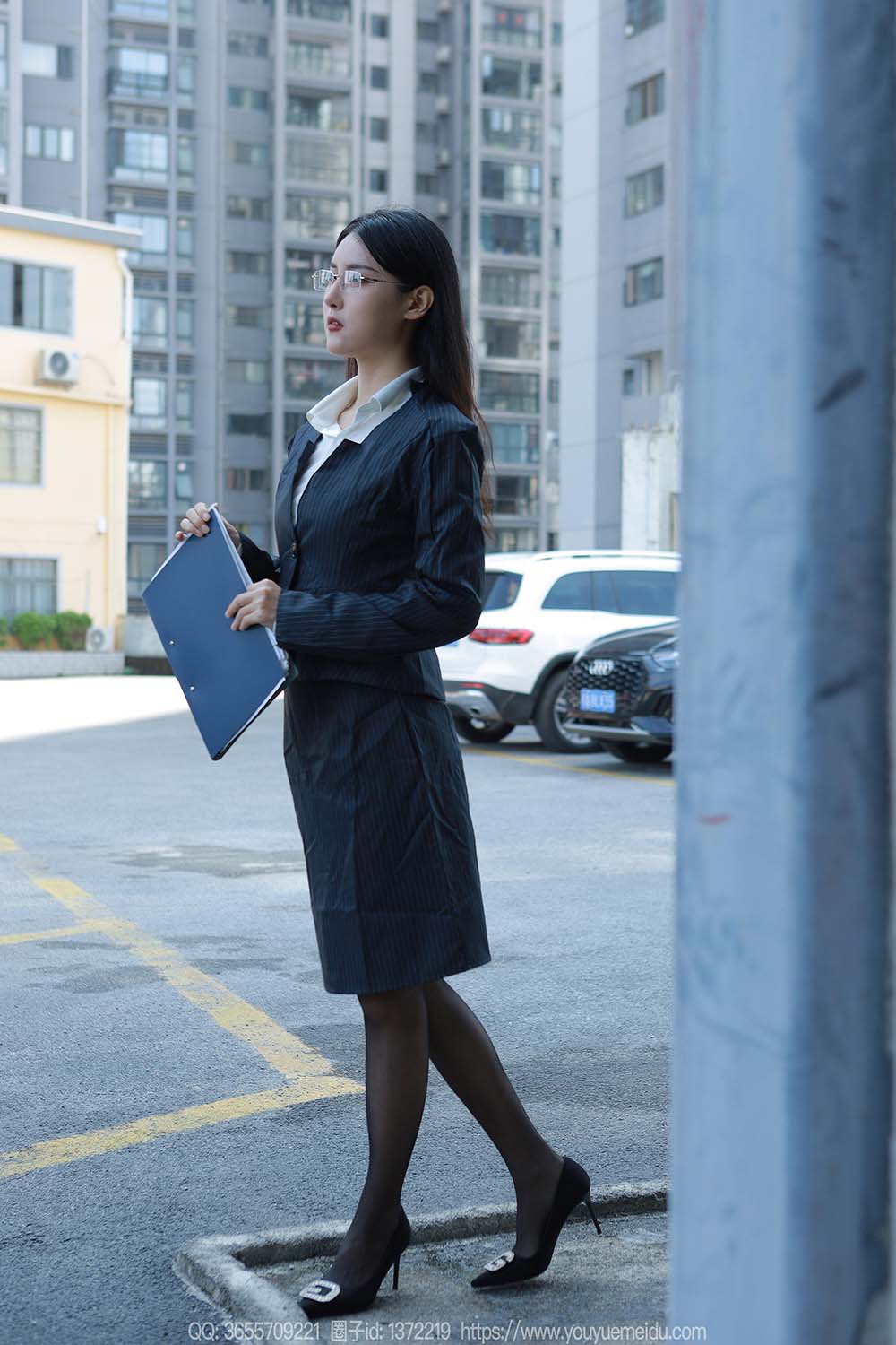 [IESS异思趣向] 2023.11.03 丝享家1576：小宝《懂事早到女人》