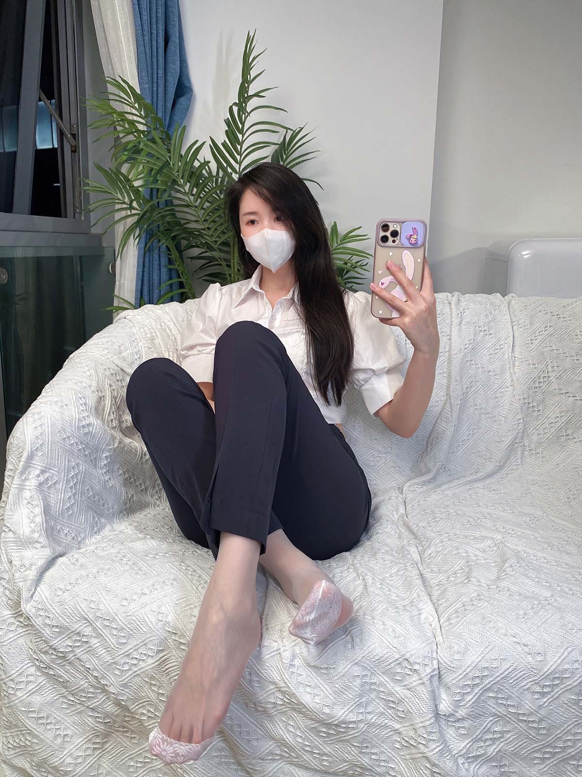 小九九[July芝岚] – 超薄裤里丝 预览图 - 2