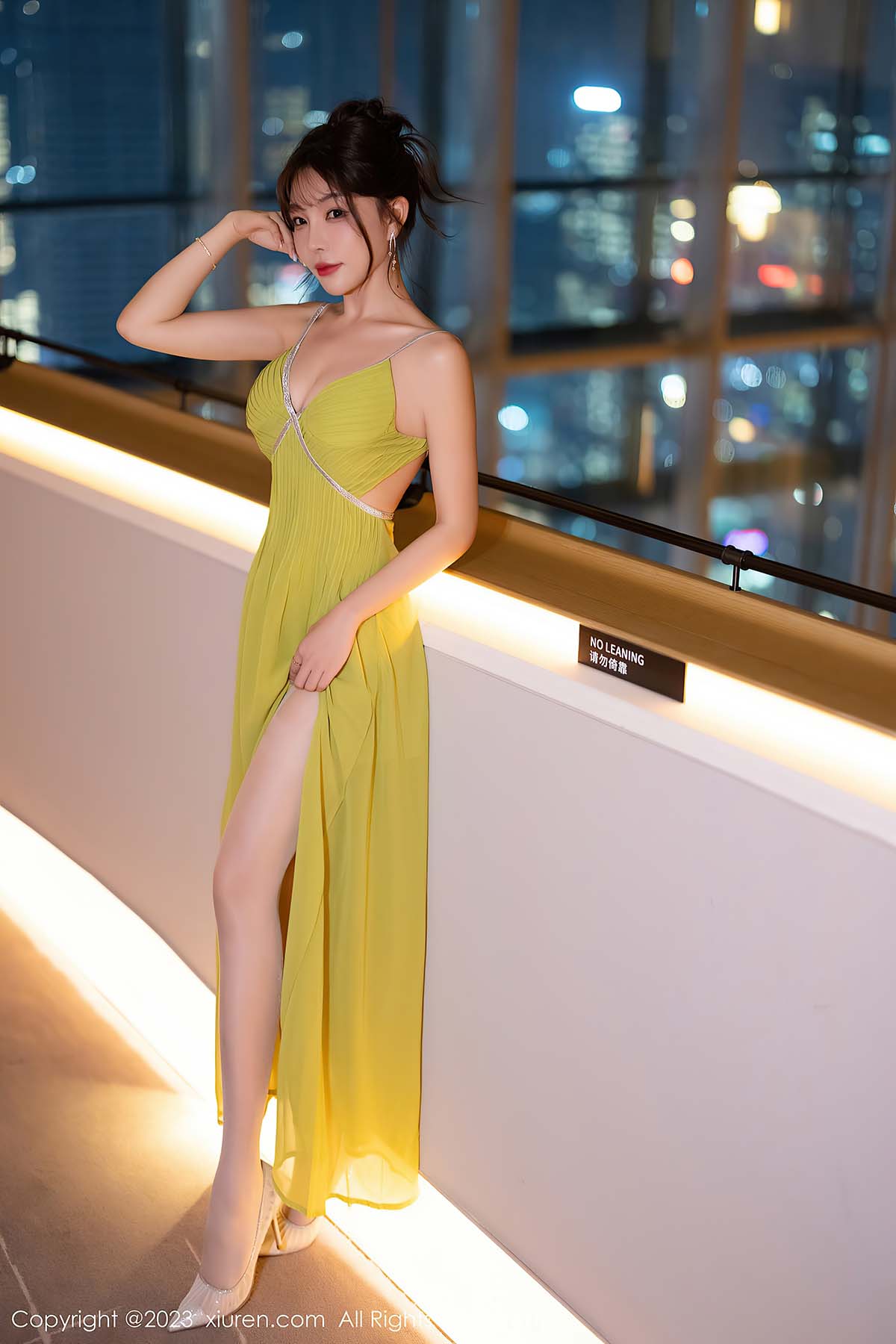 [Xiuren秀人网]2023.11.21 NO.7696 徐莉芝Booty 预览图 - 3