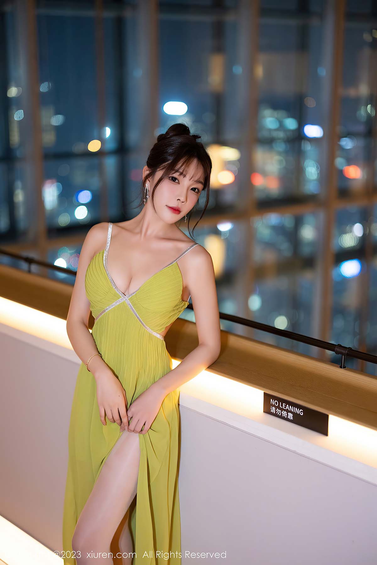 [Xiuren秀人网]2023.11.21 NO.7696 徐莉芝Booty 预览图 - 4