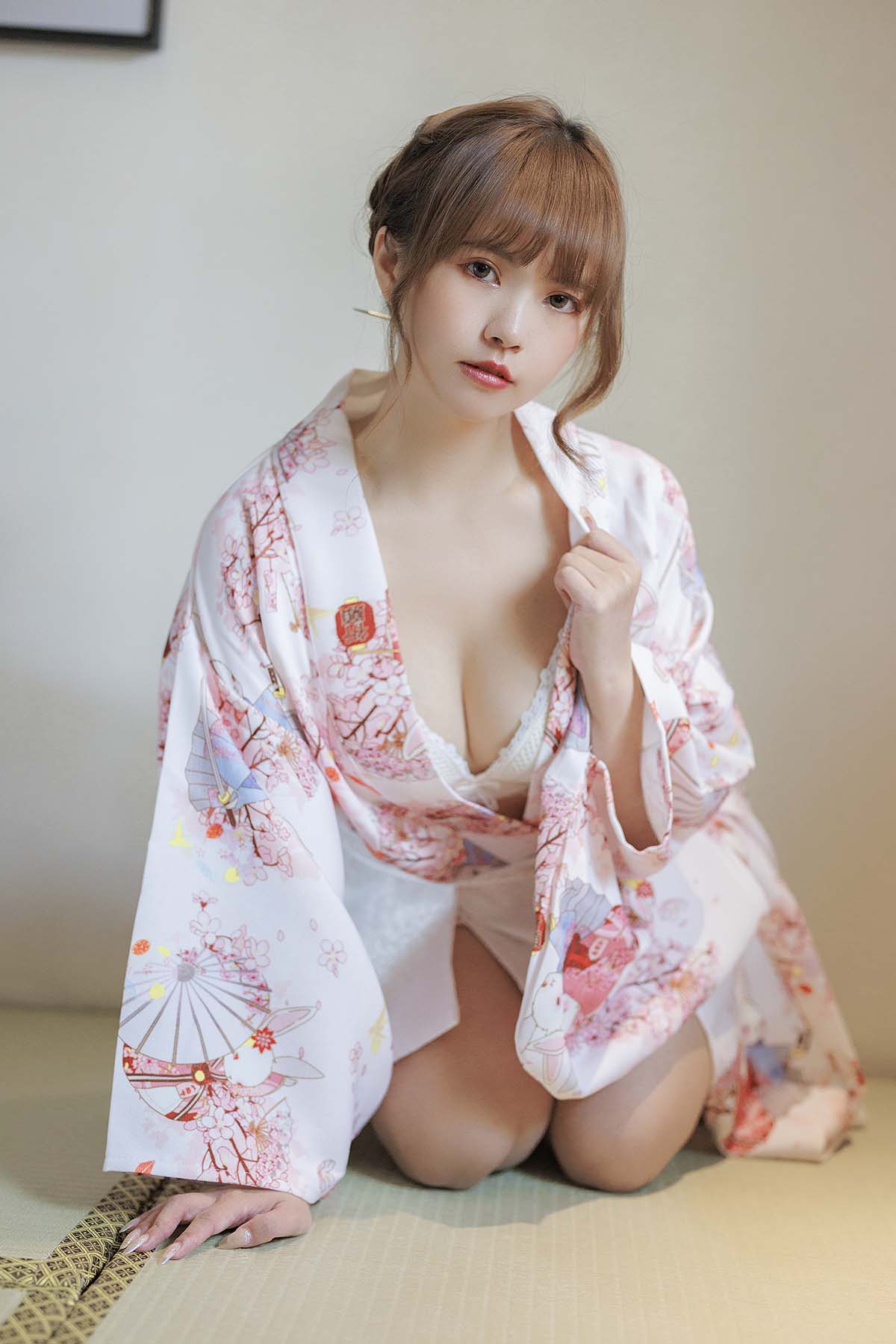 张思允 – 樱花少女 预览图 - 2