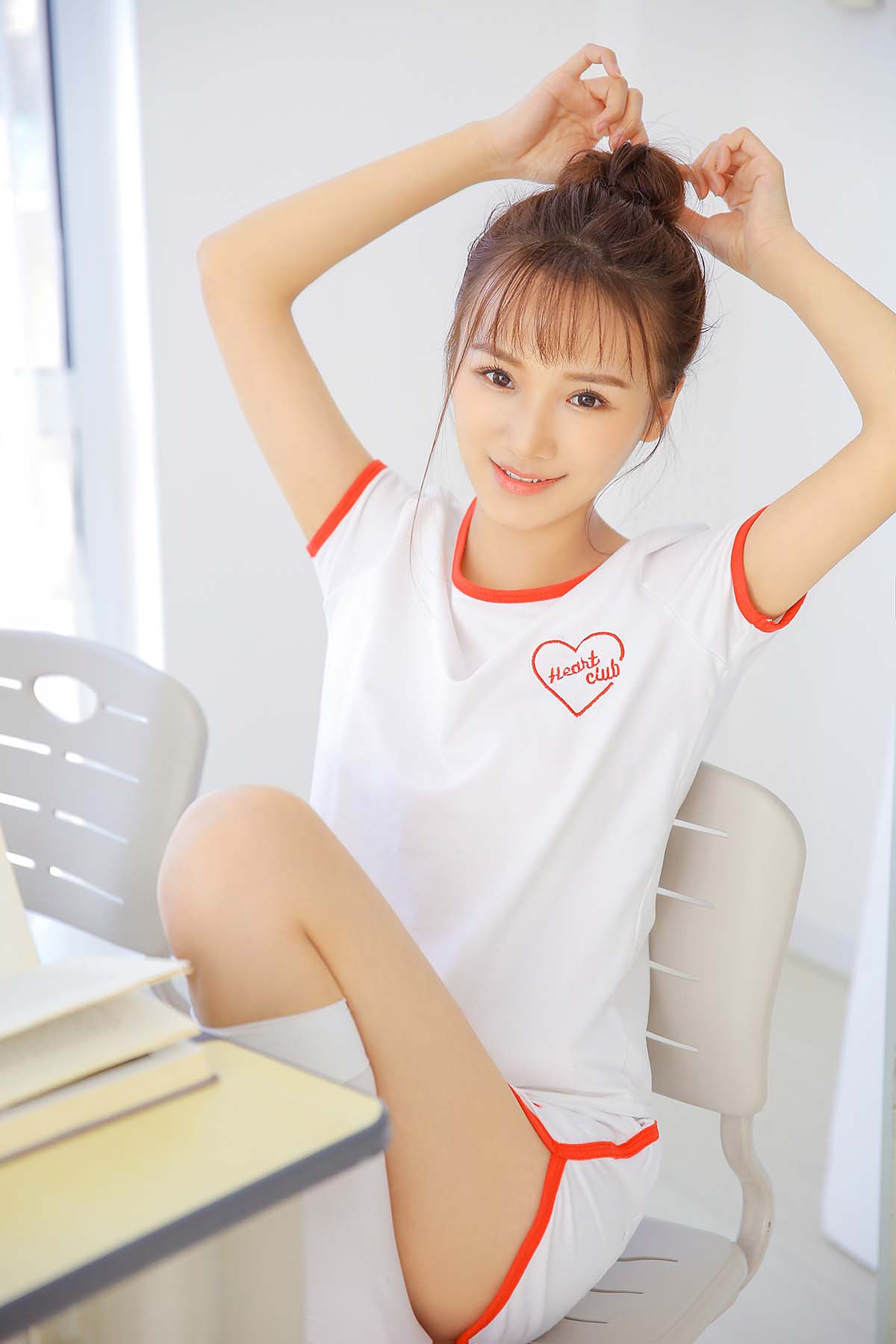 [YALAYI雅拉伊]2023.06.12 NO.1064 青春年华