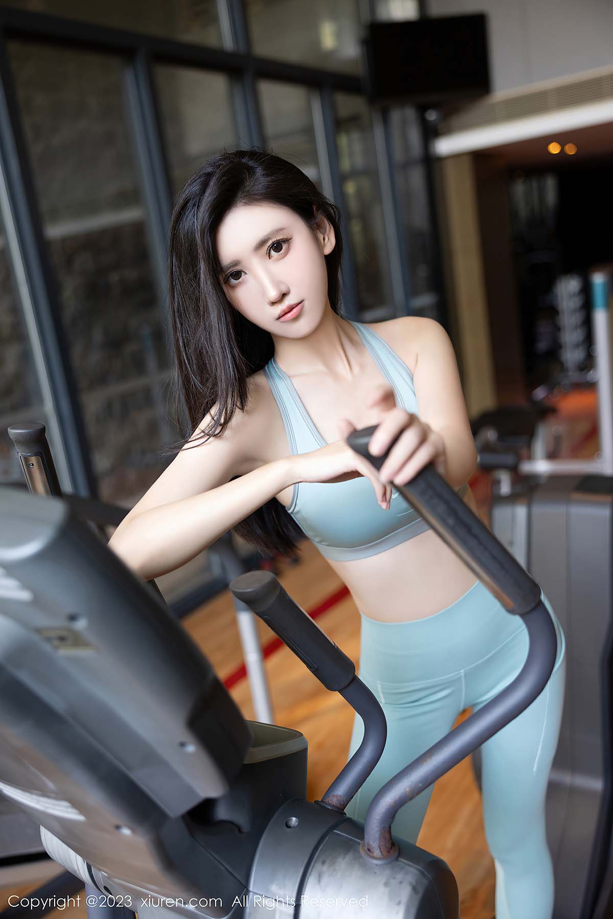 [Xiuren秀人网]2023.12.14 NO.7810 章芃芃 预览图 - 4