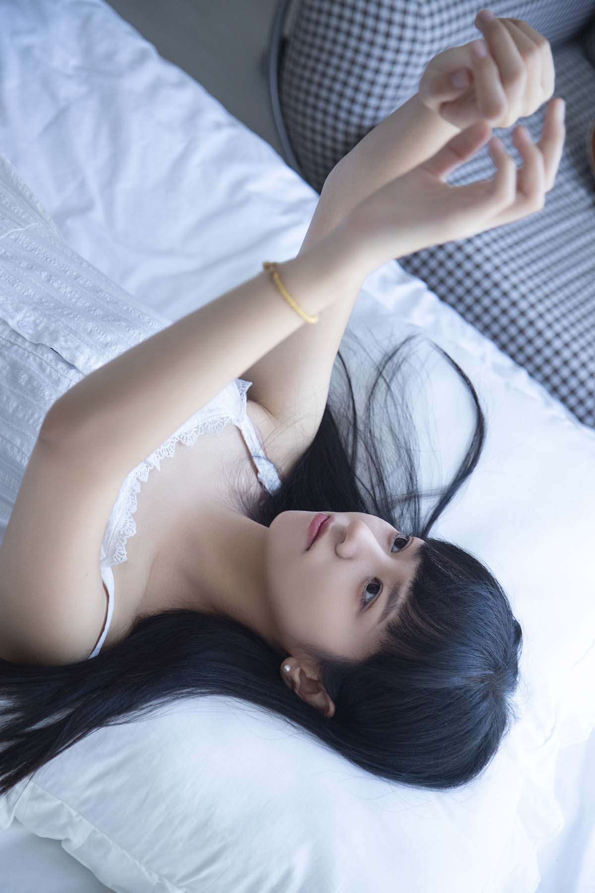 [YITUYU艺图语]2023.08.25 少女和西瓜 摆渡人 预览图 - 2