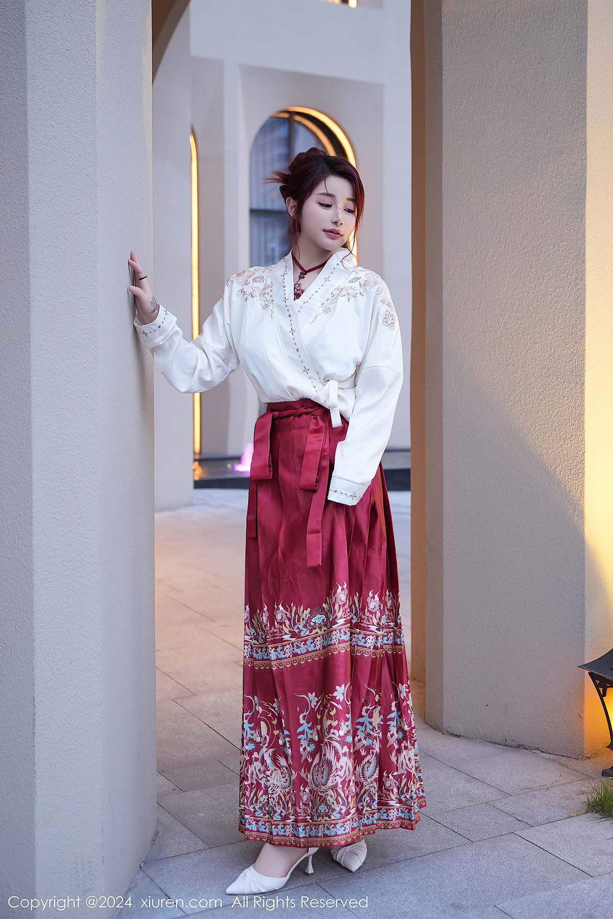 [Xiuren秀人网]2024.01.19 NO.7985 美七Mia 预览图 - 3