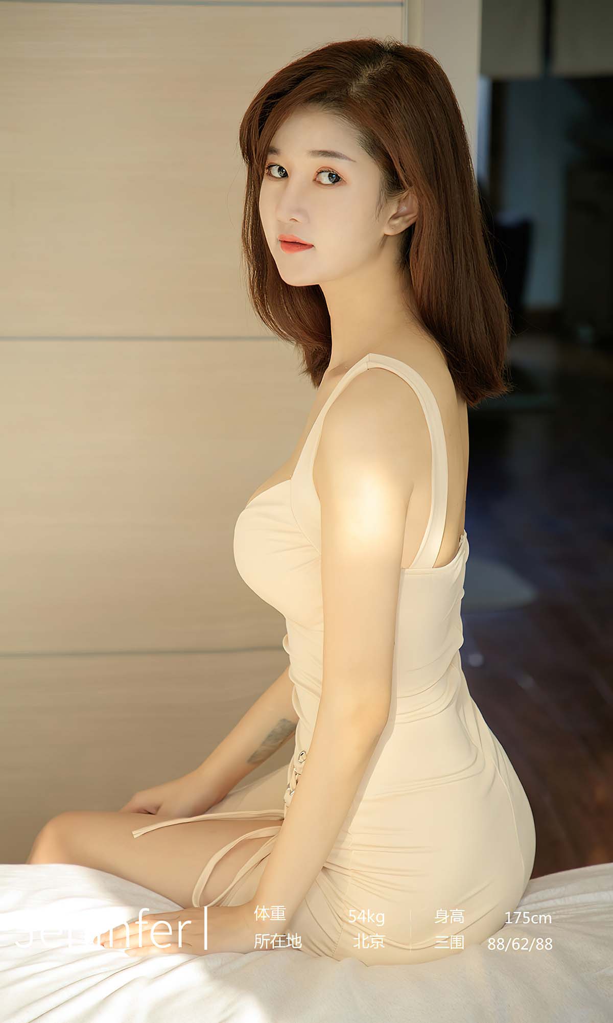 [爱尤物]2023 NO.2764 最短的情诗 jeninfer 预览图 - 3