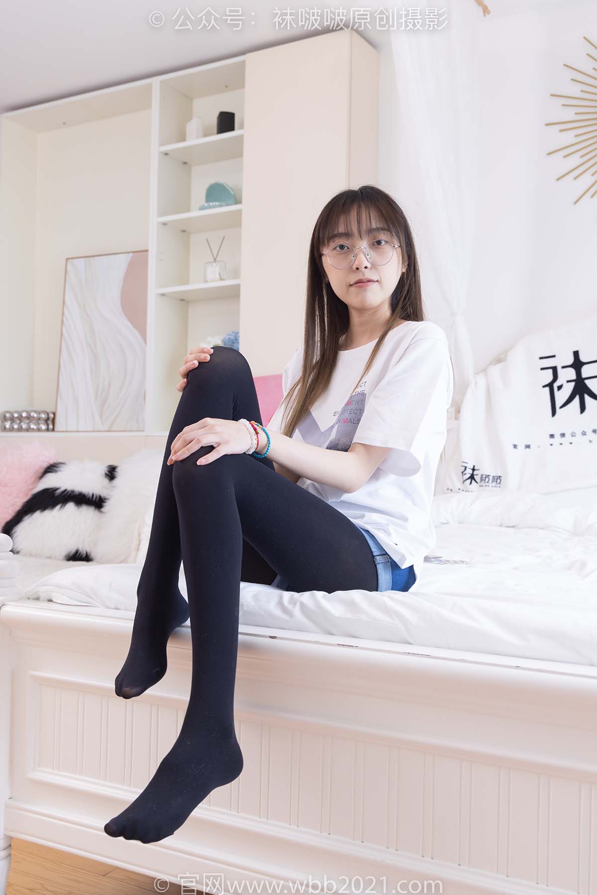 [BoBoSocks袜啵啵]NO.330 稚予-高跟鞋、厚黑丝 预览图 - 2