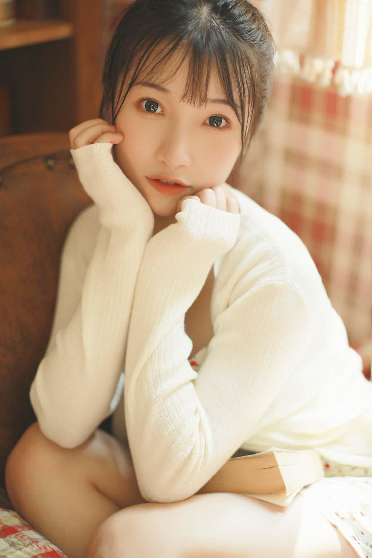 [YITUYU艺图语]2023.10.19 少女居家日常 悦牙-