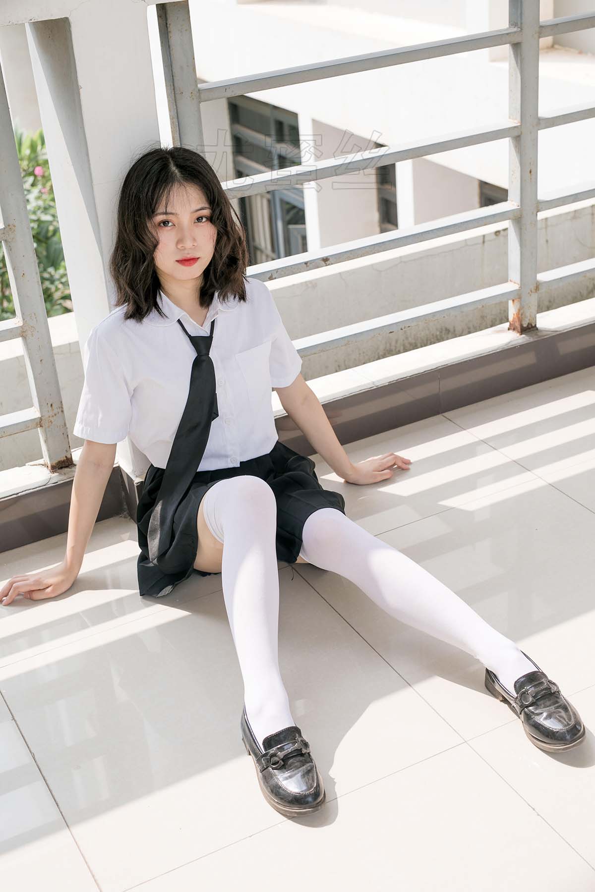 [尤蜜丝]穿搭写真 NO.005