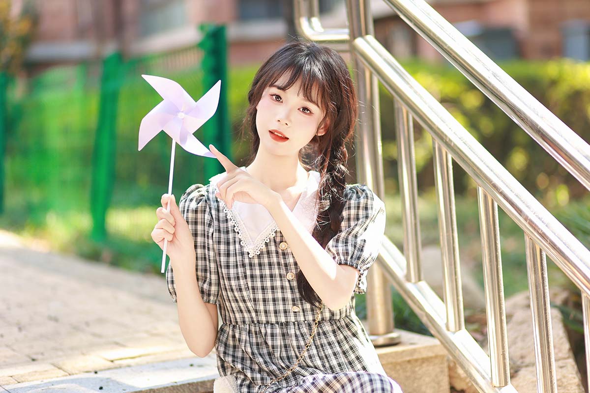 [YITUYU艺图语]2023.11.30 初秋的你 莞宁 预览图 - 2