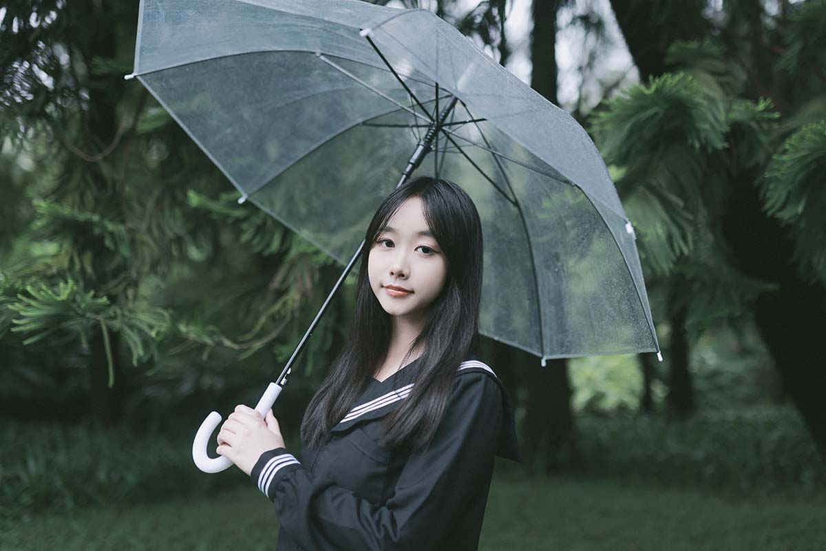 [YITUYU艺图语]2023.12.06 下雨天 丽欣 预览图 - 2