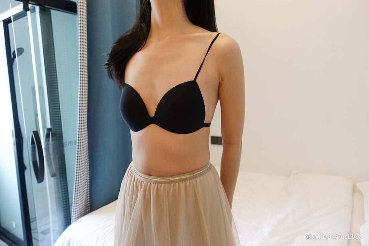 [ROSI写真]2024.04.26 NO.4526