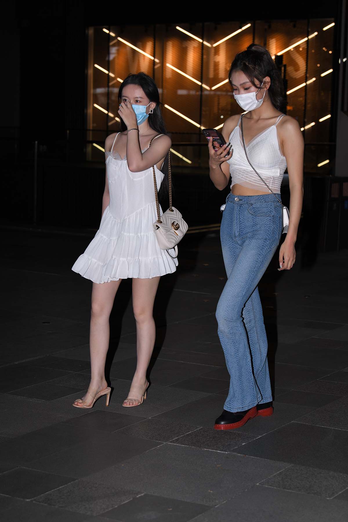 精选街拍作品 NO.1942 靓丽飒爽