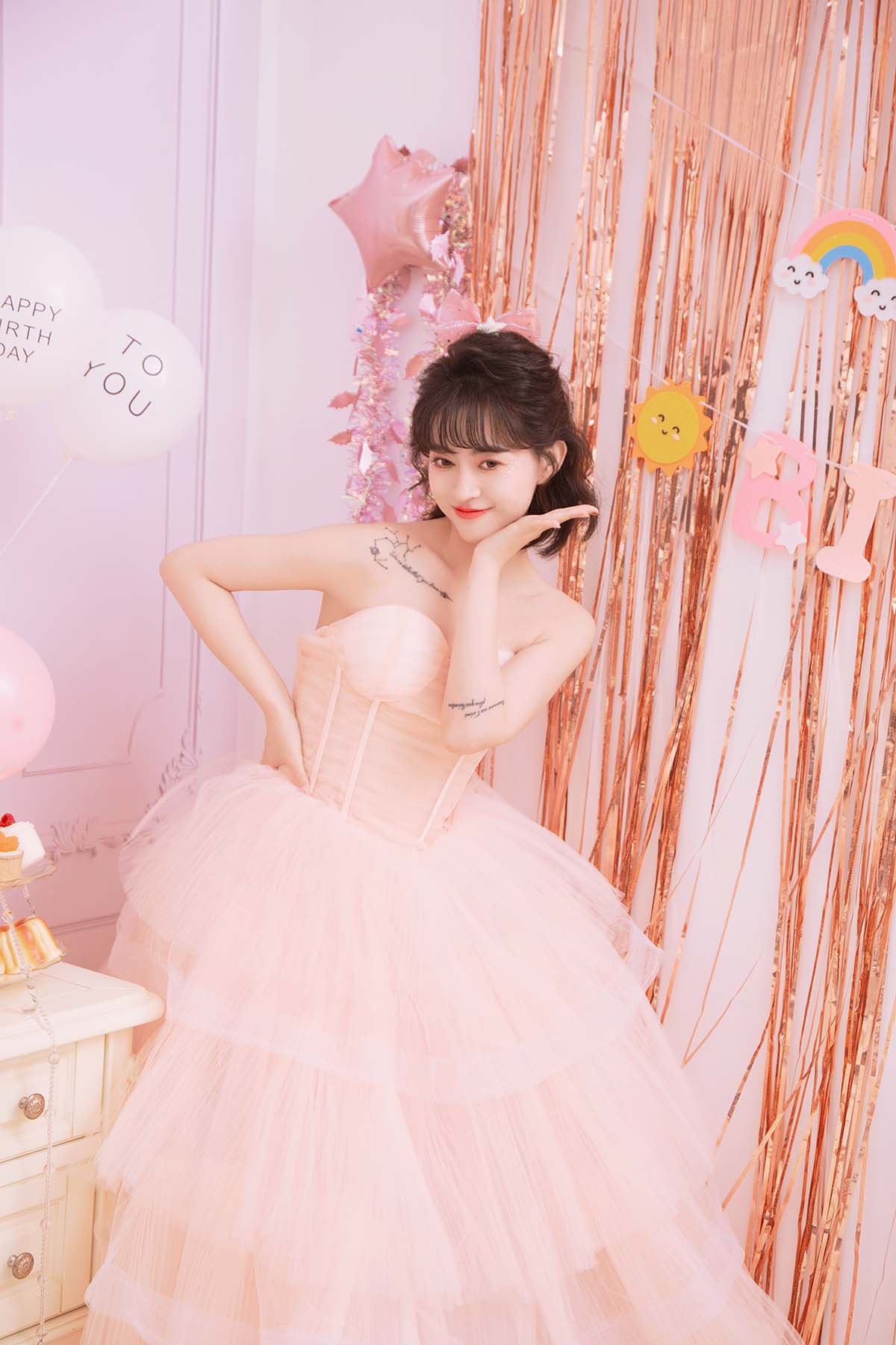 [YITUYU艺图语]2024.01.04 粉色少女生日主题 壹萱- 预览图 - 2