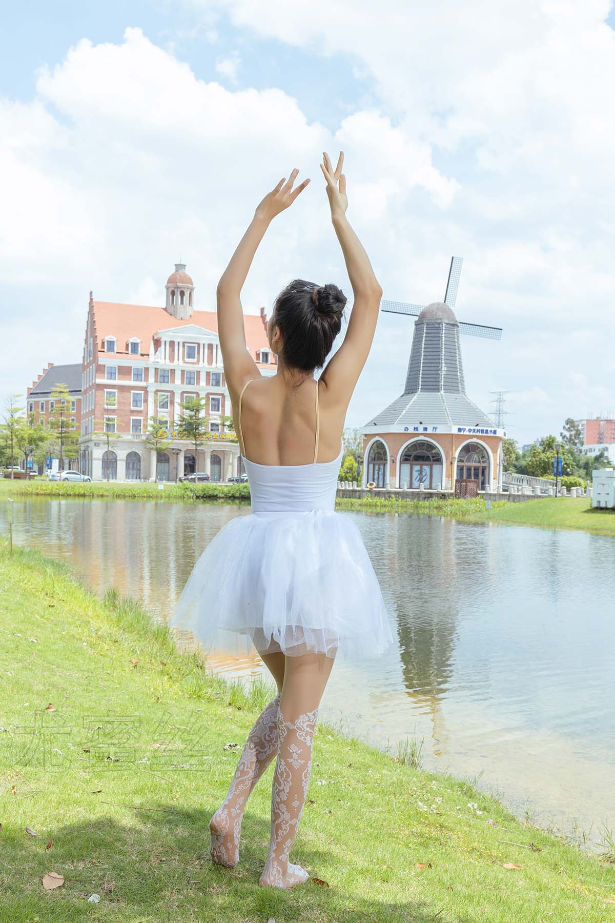 [尤蜜丝]穿搭写真 NO.070