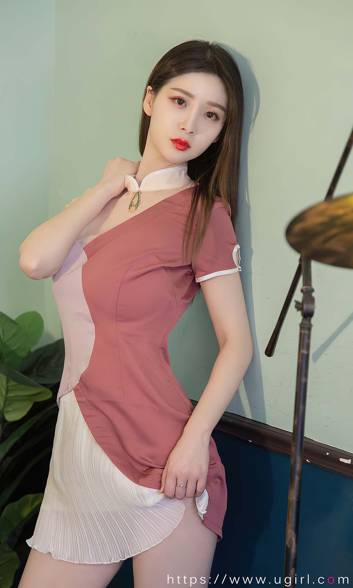 [爱尤物]2024 NO.2838 一生的浪漫 徐肉肉 预览图 - 5