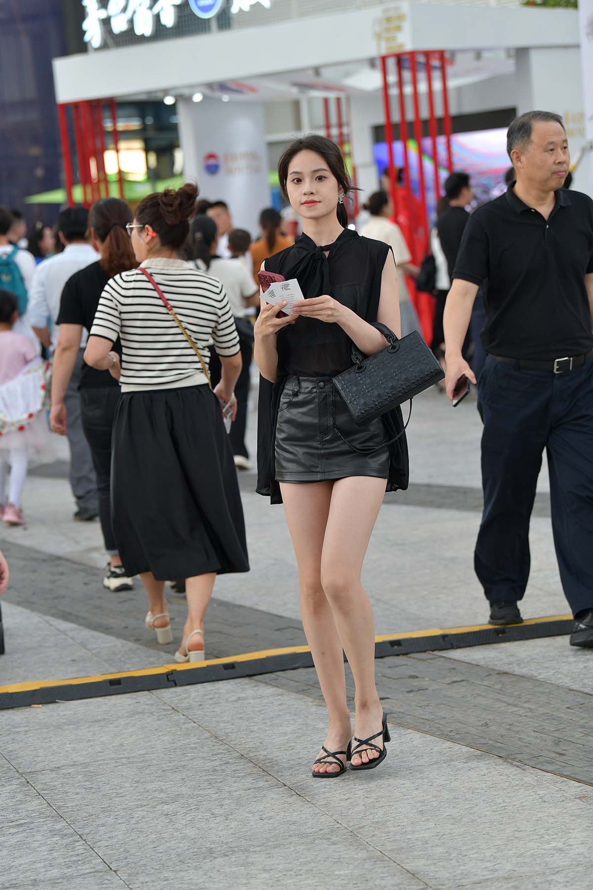 精选街拍作品 NO.2074 靓丽裙裤