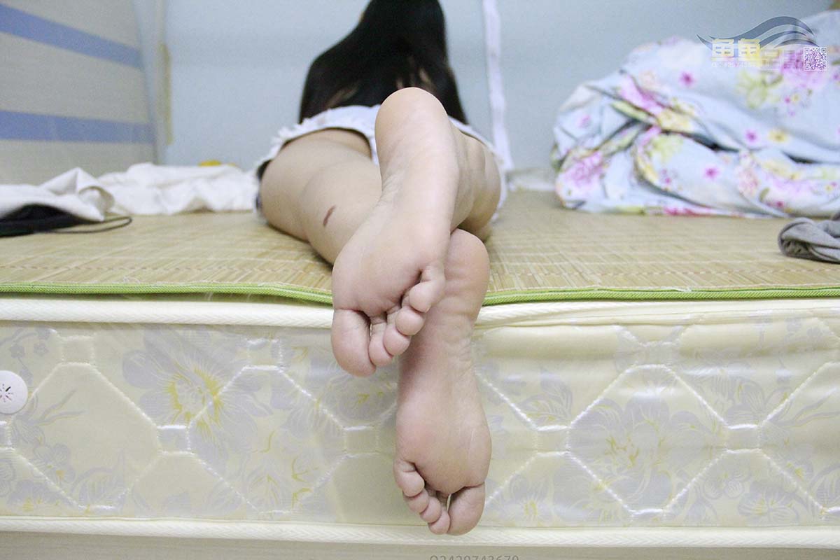 鱼鱼足影 NO.050 – 静静