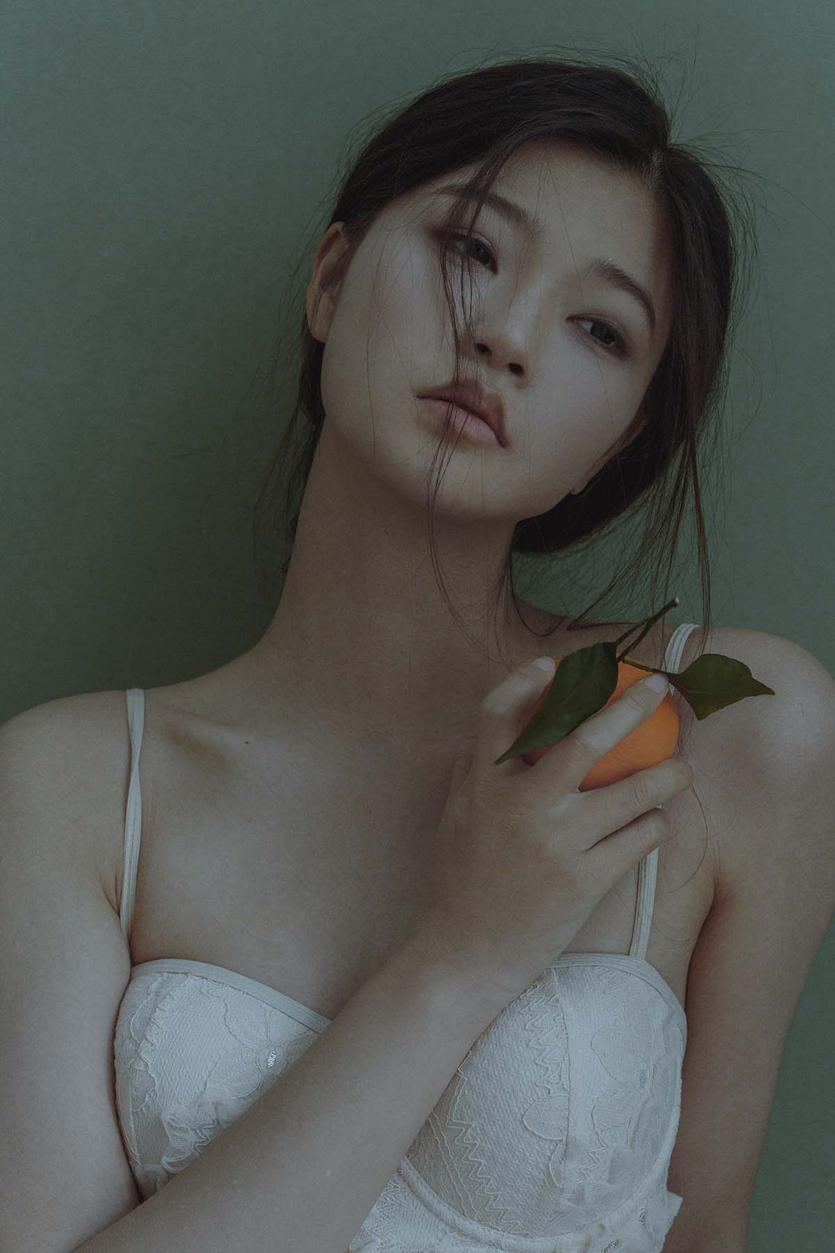 [YITUYU艺图语]2024.05.10 橘 摇摇椅 预览图 - 2