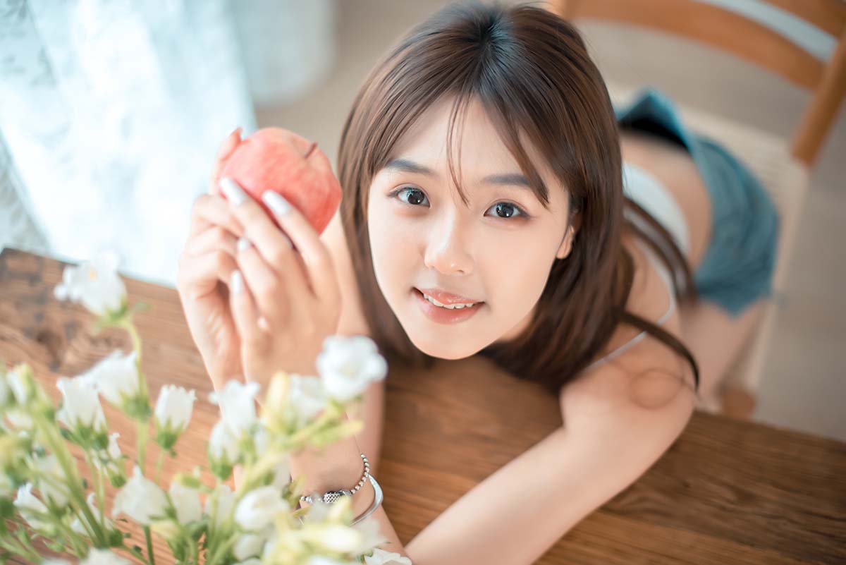 [YITUYU艺图语]2024.05.21 苹果分你一半 车厘子 预览图 - 2