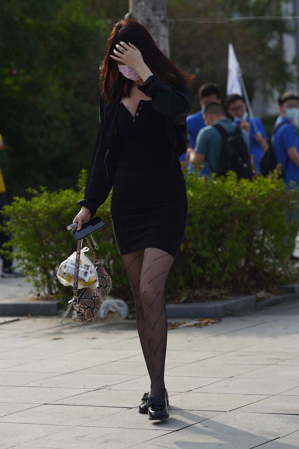 精选街拍作品 NO.2436 黑色紧身包臀裙