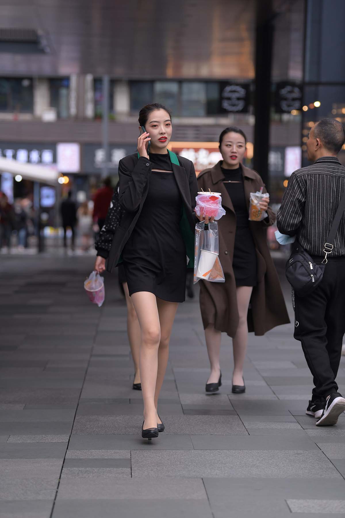 精选街拍作品 NO.2603 迷人通勤风