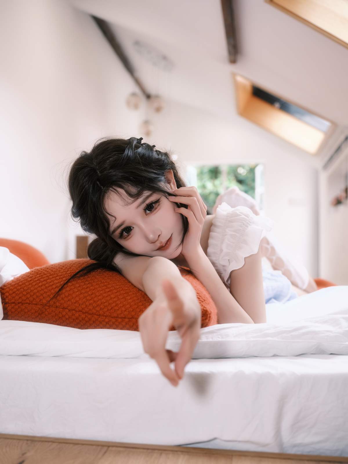 [YITUYU艺图语]2024.07.20 洋房天台的读书少女 孟程程