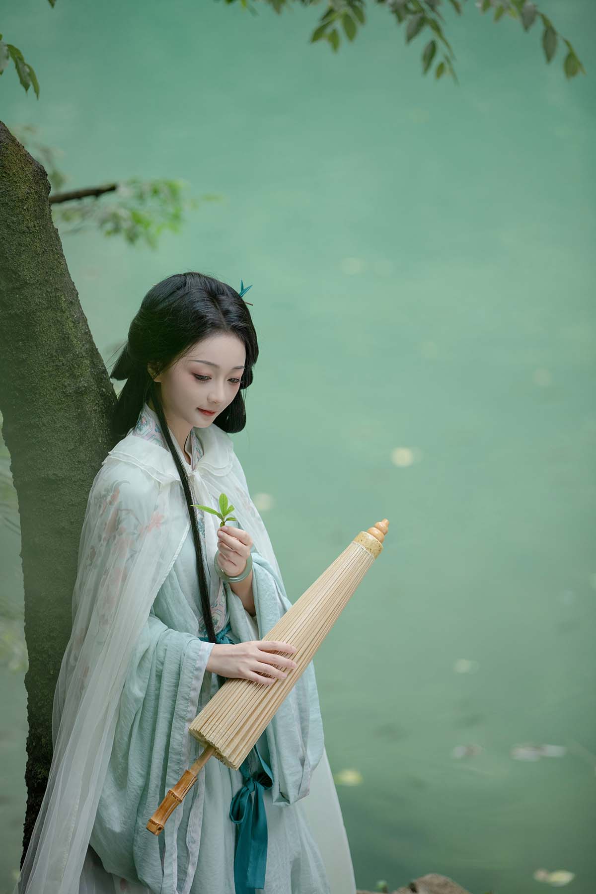 [YITUYU艺图语]2024.07.30 水边月 小羊