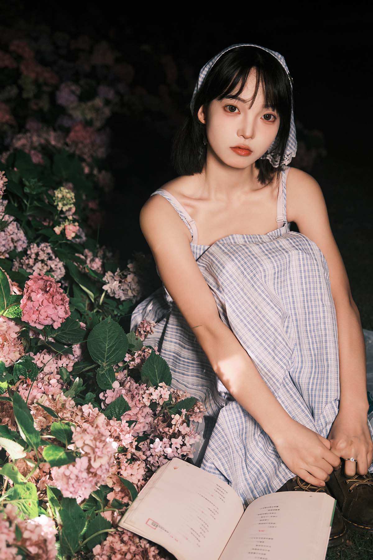 [YITUYU艺图语]2024.08.06 夜拍绣球 久菜盒子 预览图 - 2