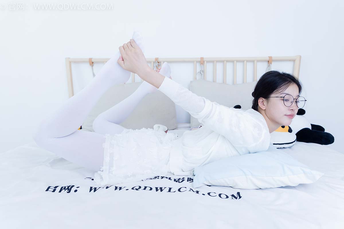 物恋传媒 NO.2094 茯苓-世界失色 预览图 - 2