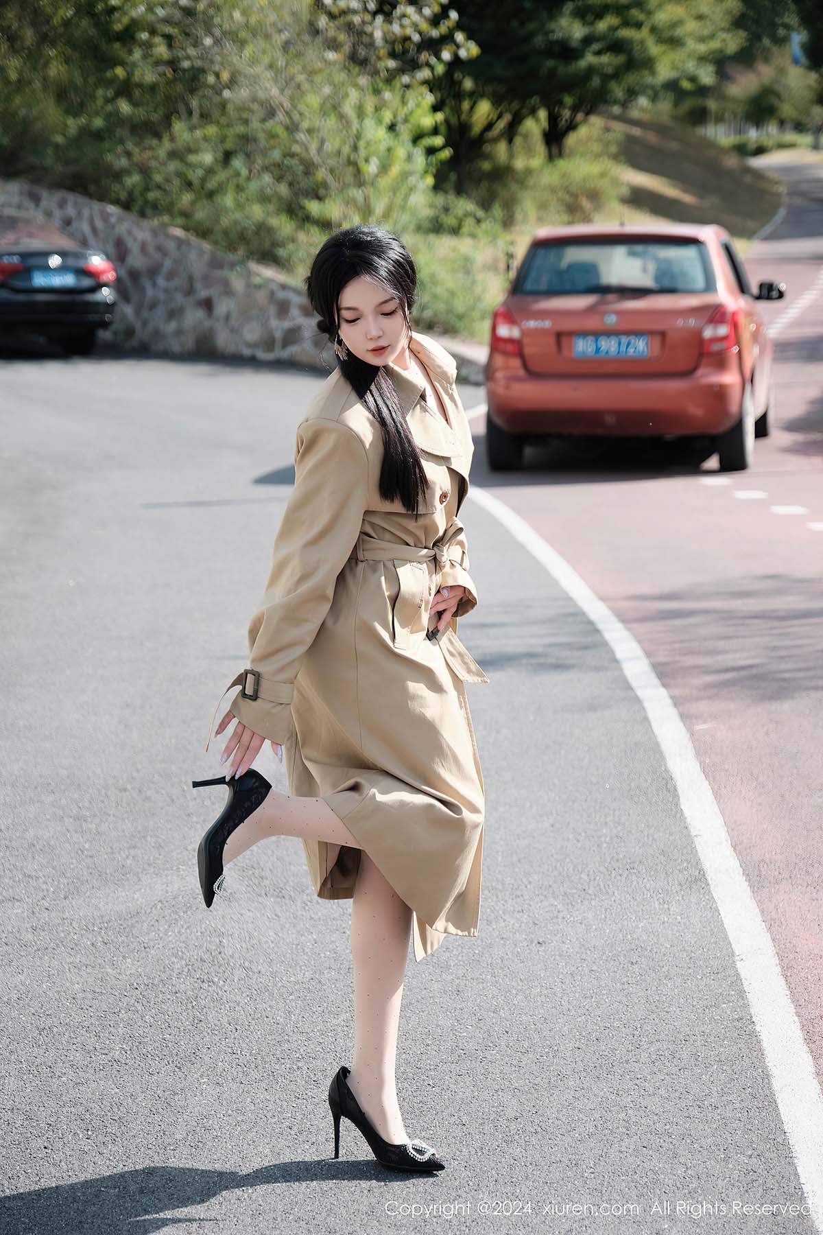 [Xiuren秀人网]2024.10.10 NO.9261 麦田 预览图 - 2