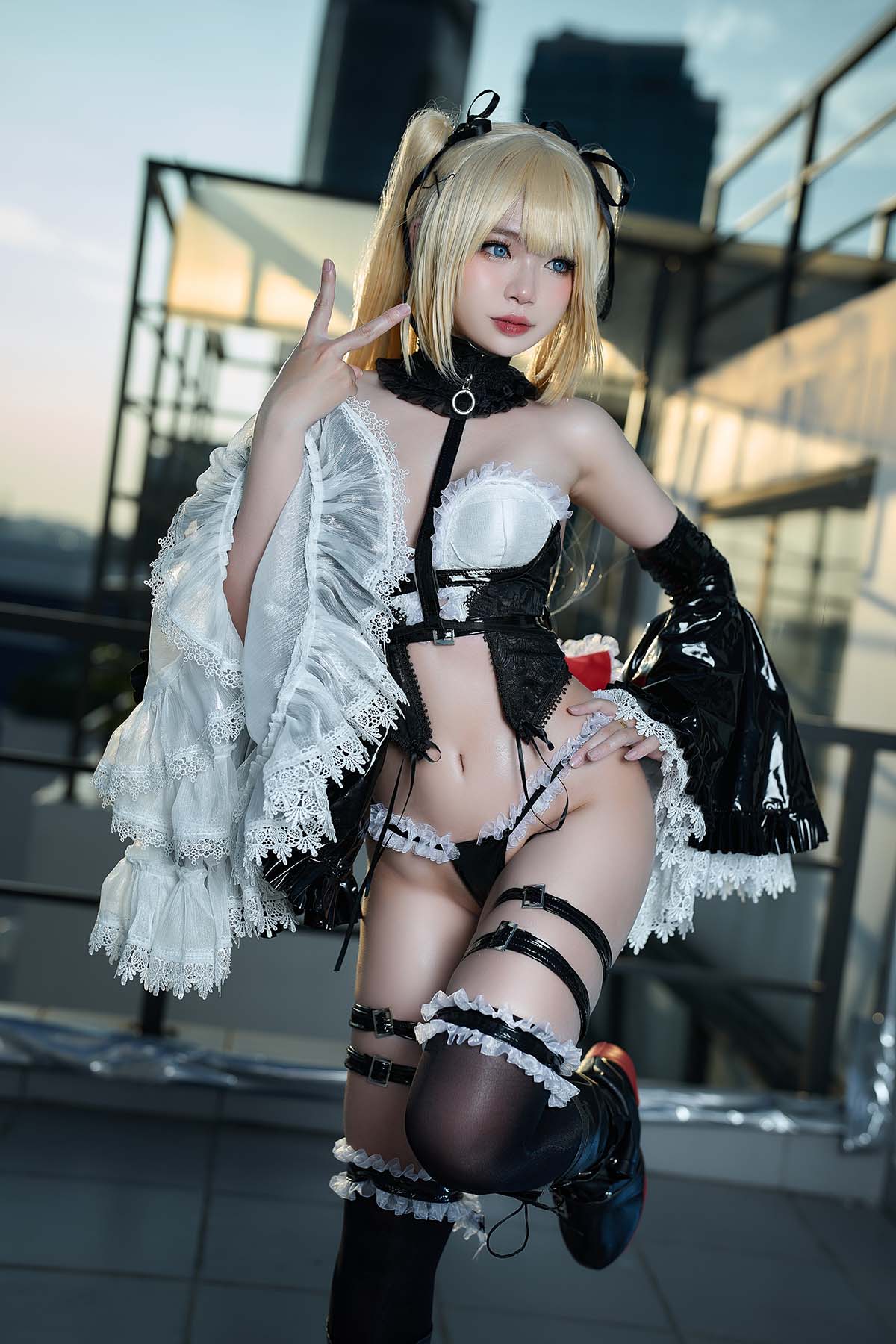 ZinieQ – Marie Rose Sakimichan art