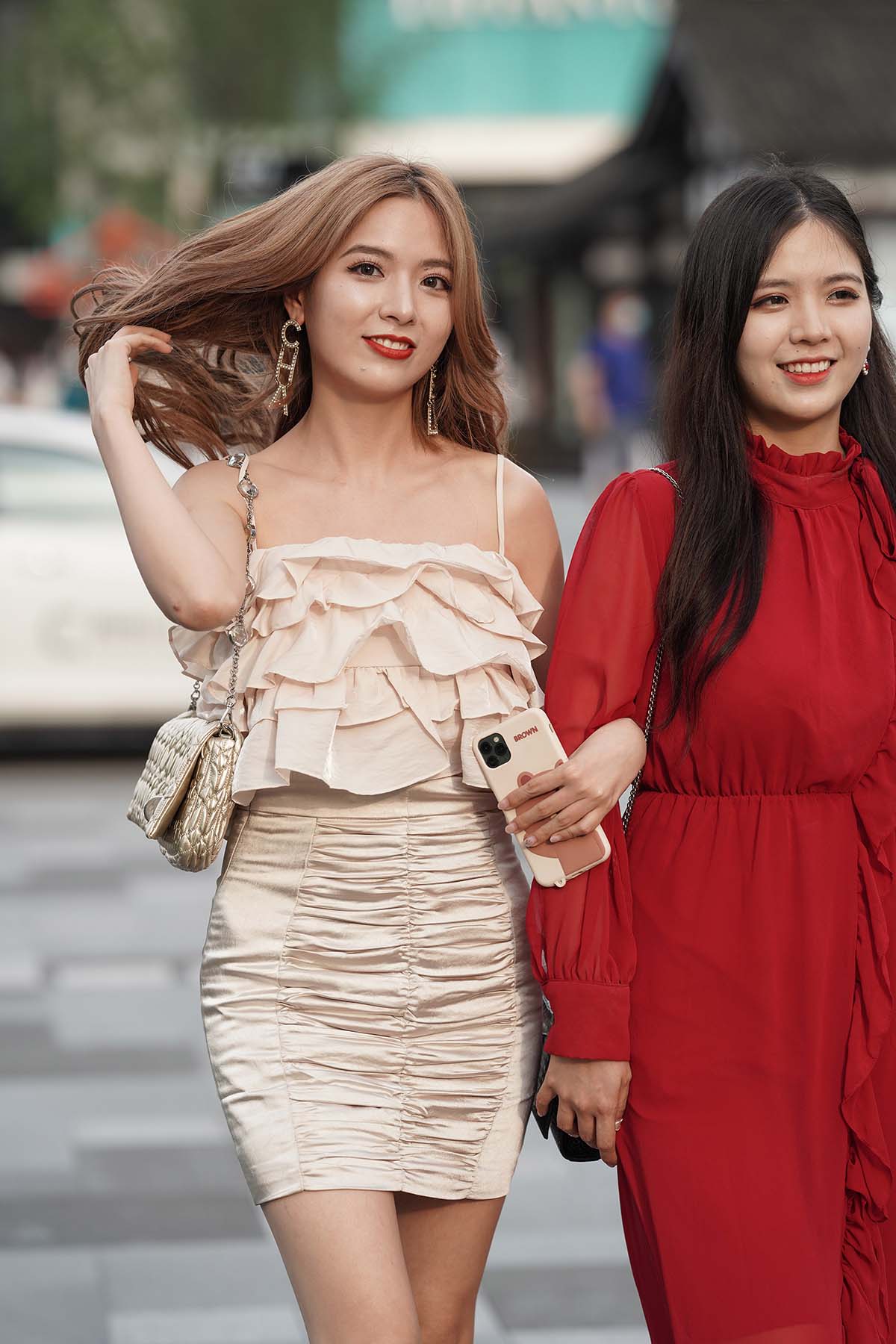 精选街拍作品 NO.3047 温柔吊带裙