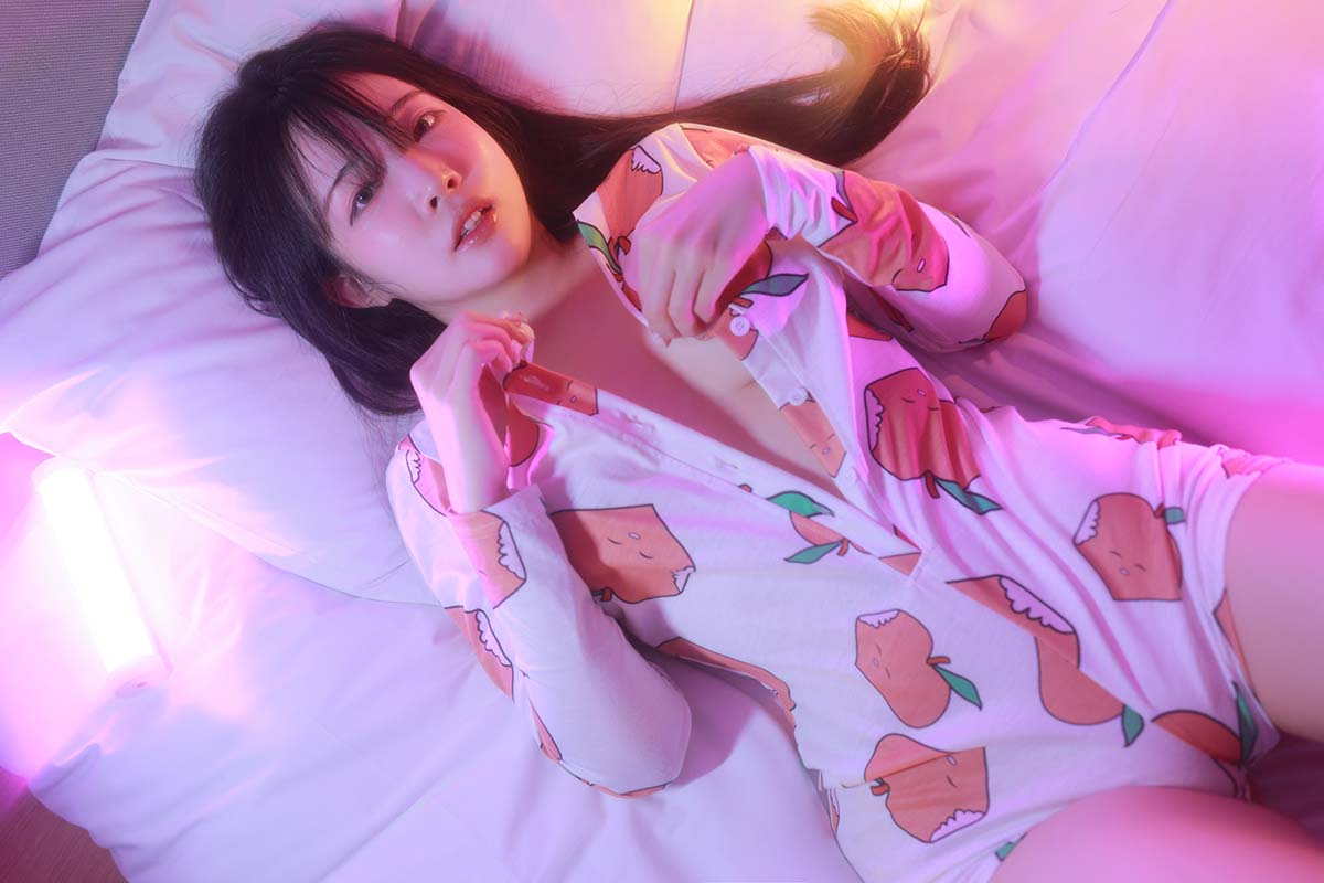 [PATREON] Rina – Saucy Red
