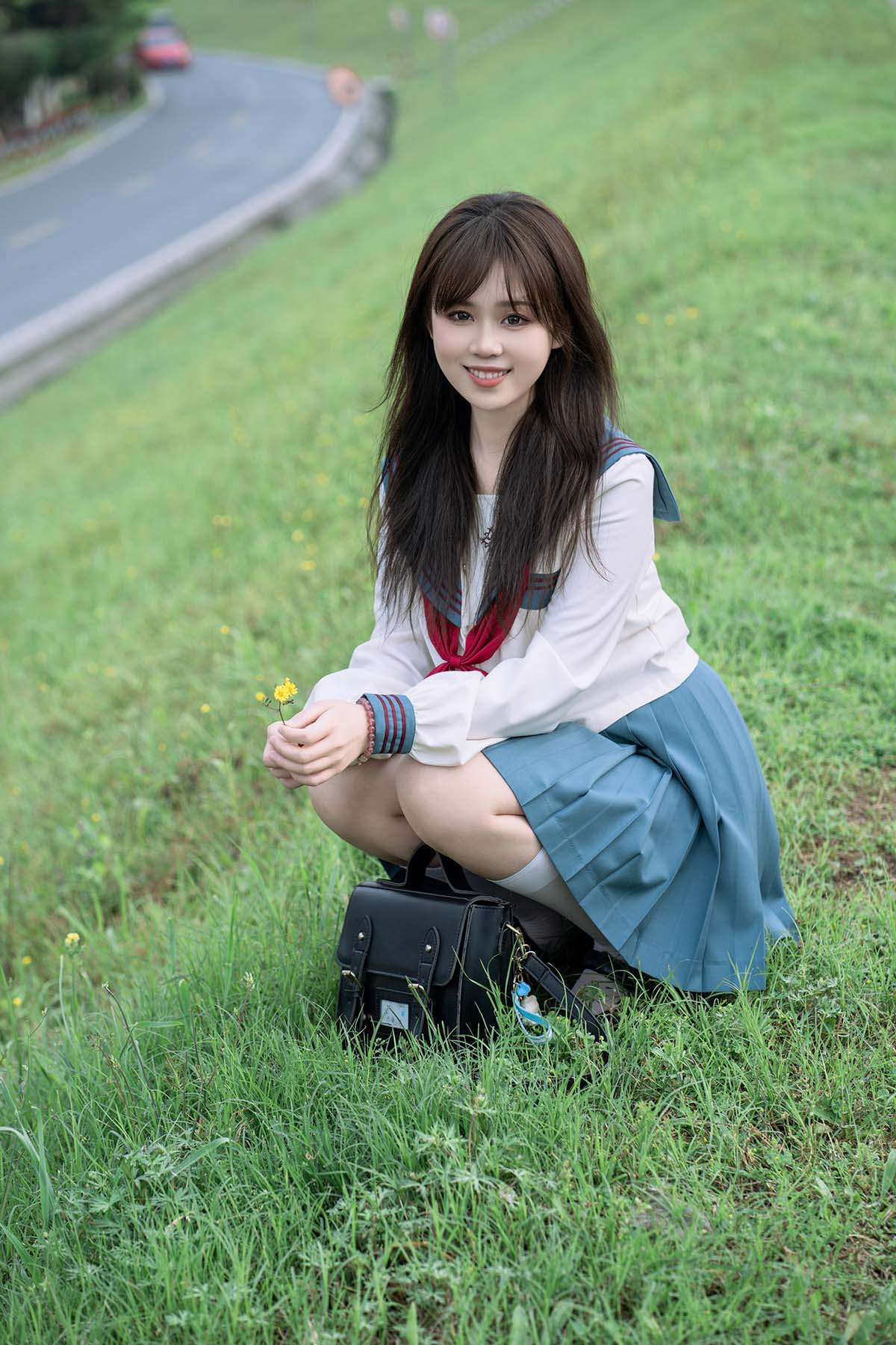 [YITUYU艺图语]2024.10.31 蓝色日系少女 泡芙小方 预览图 - 2