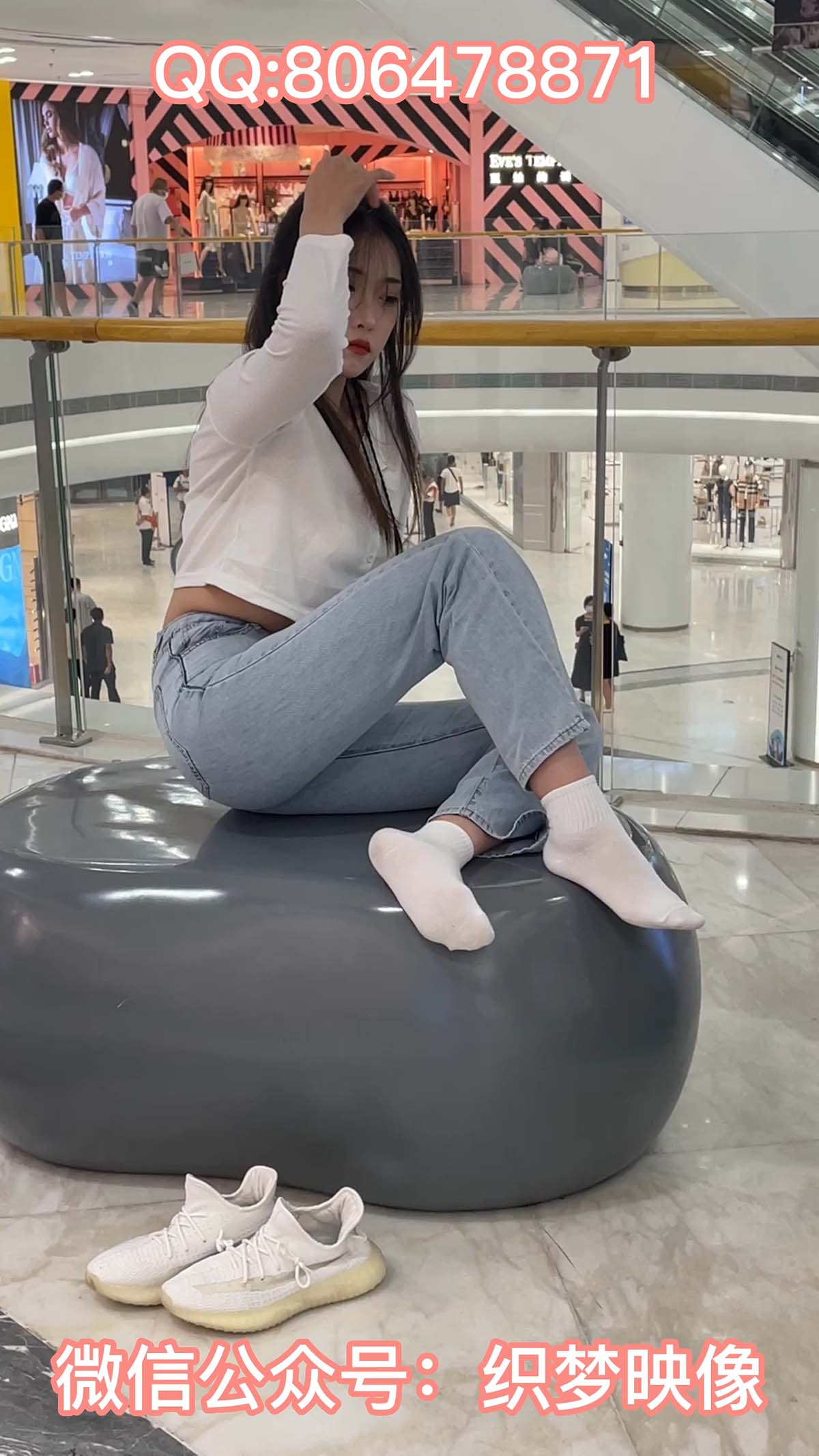 [织梦映像]NO.067 元气少女-醉卧商场君莫笑 预览图 - 2