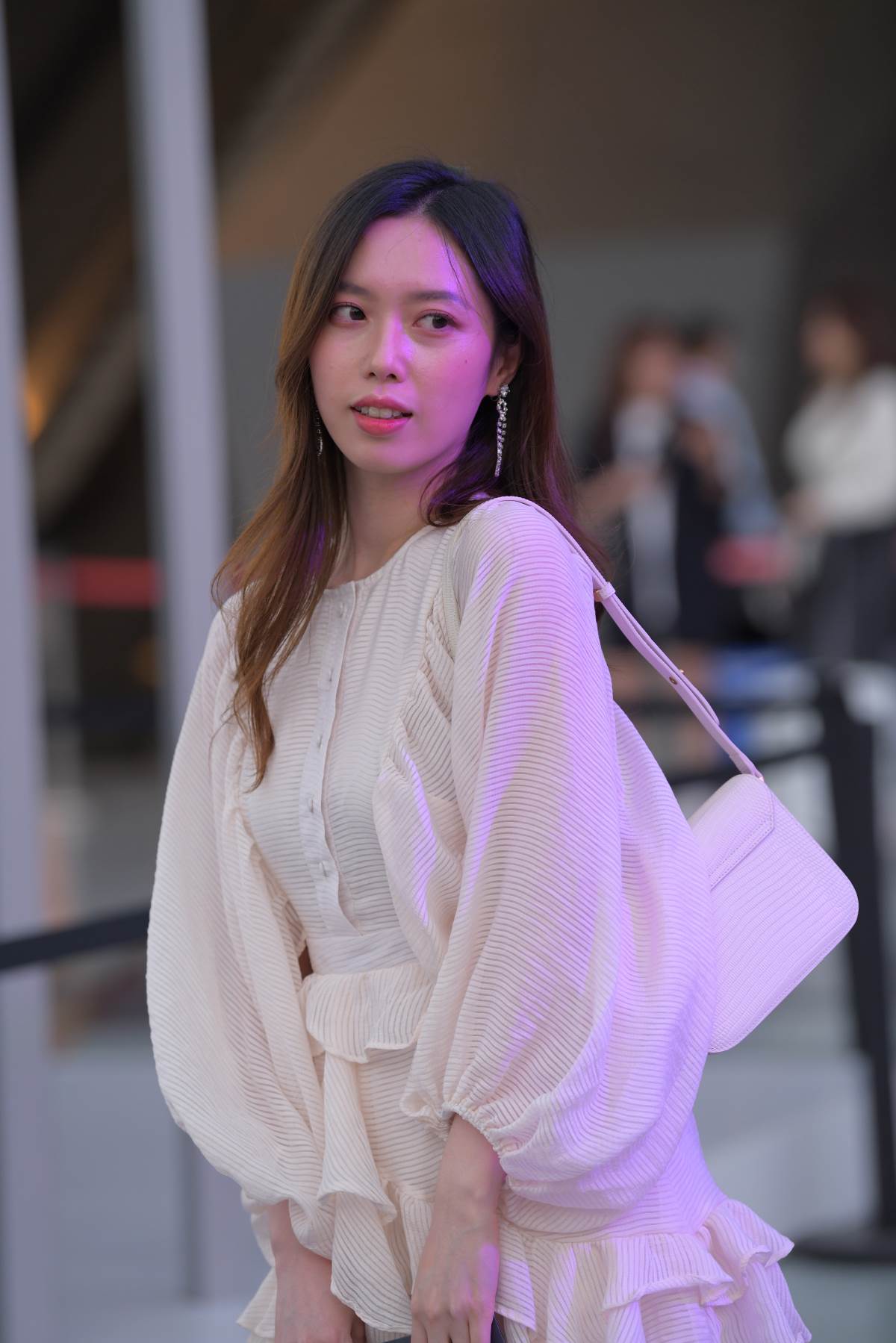 精选街拍作品 NO.3549 甜美短靴纱裙