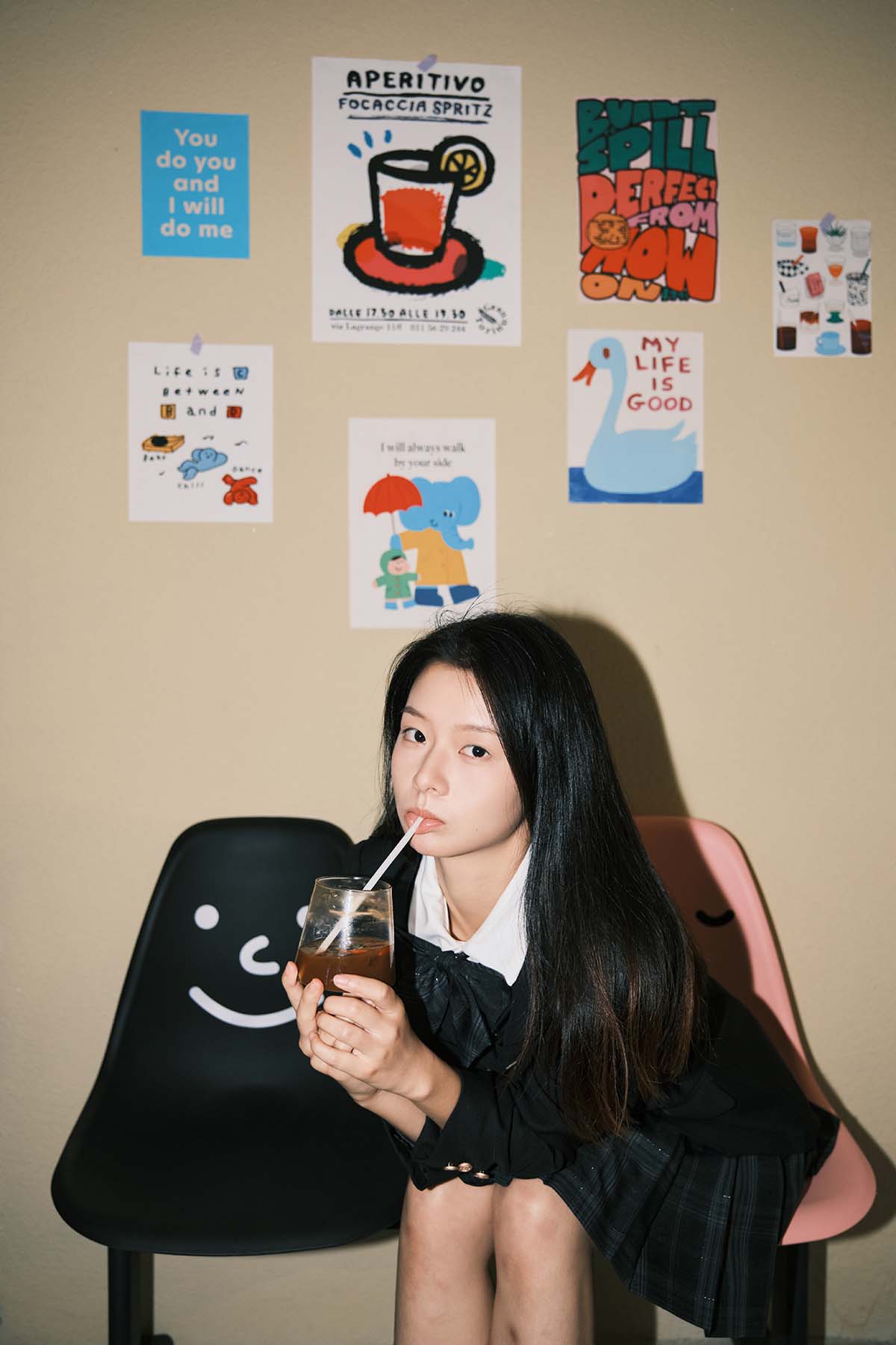 [YITUYU艺图语]2024.12.20 jk奶茶店 蝴蝶妹妹