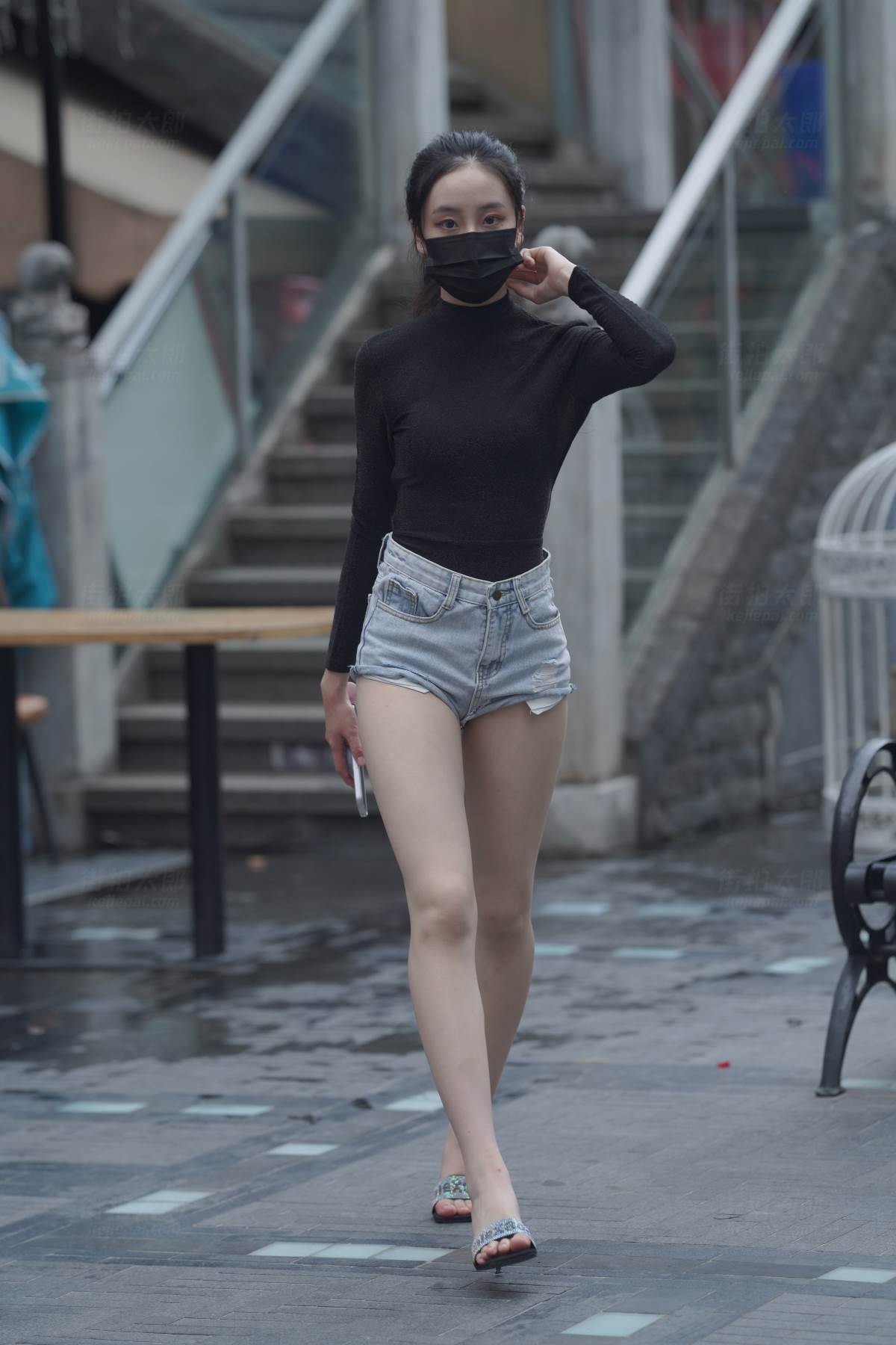 精选街拍作品 NO.3601 牛仔热裤美女