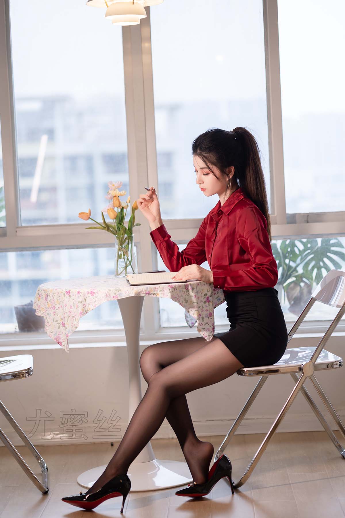 [尤蜜丝]穿搭写真 NO.139 预览图 - 2