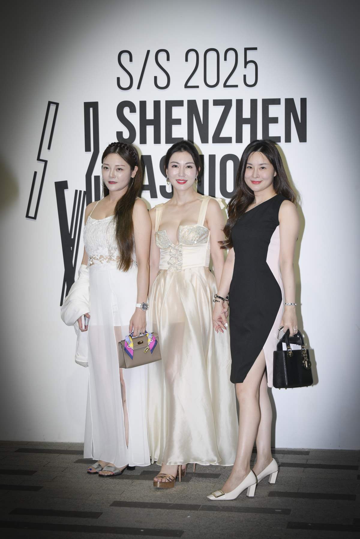 精选街拍作品 NO.3846 礼服长裙女神