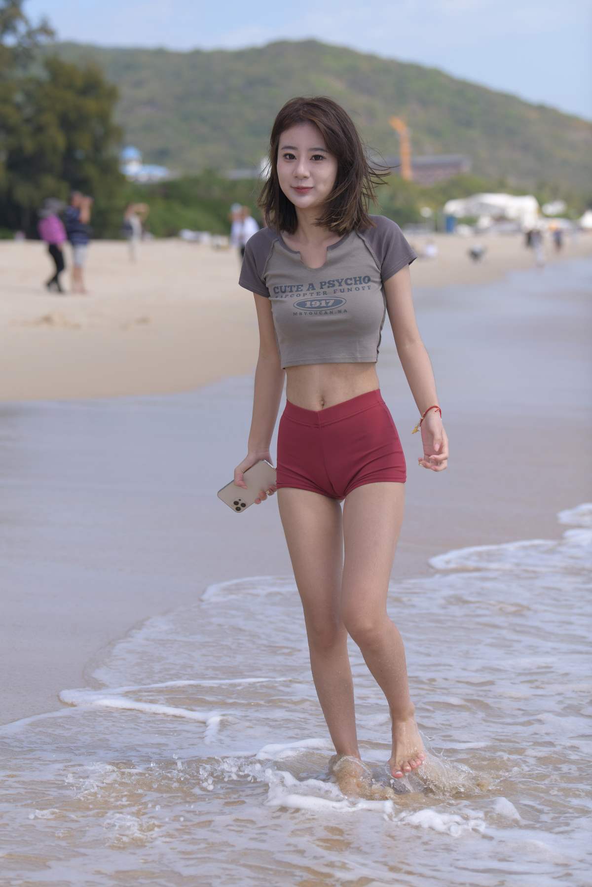 精选街拍作品 NO.3868 一只麋鹿摄影作品 – 搁浅的心